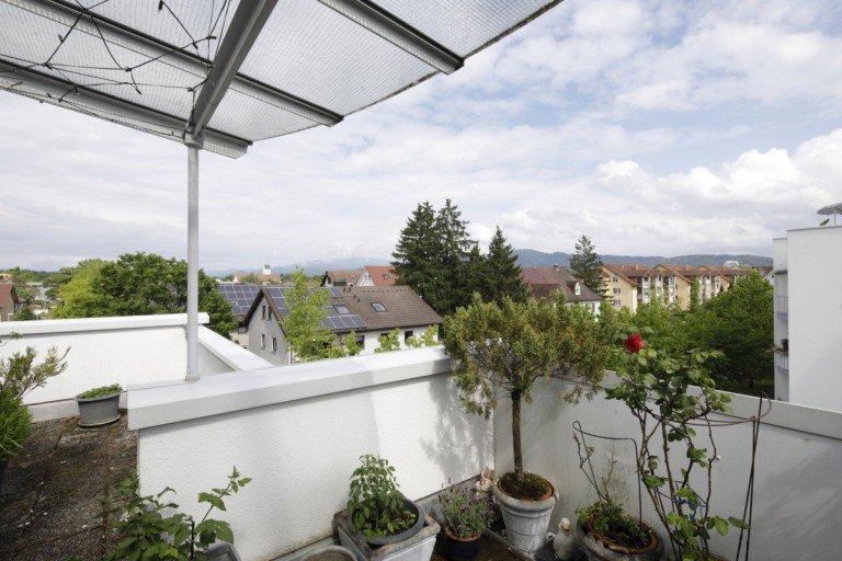 Aussicht Freiburg im Breisgau - Freiburg im Breisgau (Stadt) Wohnung Nur f�r Kapitalanleger (Wohnrecht ohne Mietzahlung) - Helle 2-Zi.-Attikawhg.
