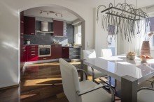 1.OG K�che Solides Mehrfamilienhaus in der Innenstadt!