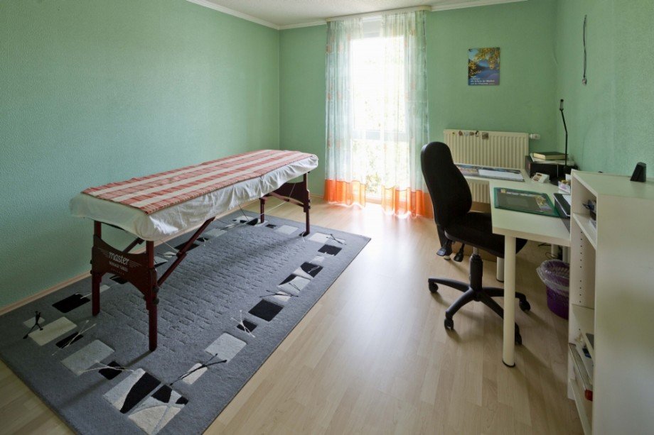 B�ro Doppelhaush�lfte Teningen / K�ndringen