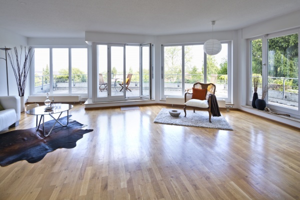 XXL-Wohnzimmer Freiburg im Breisgau / Herdern Etagenwohnung Erfolgreich Verkauft - Gro�z�gige 3-Zimmer-Wohnung �ber den D�chern von Freiburg