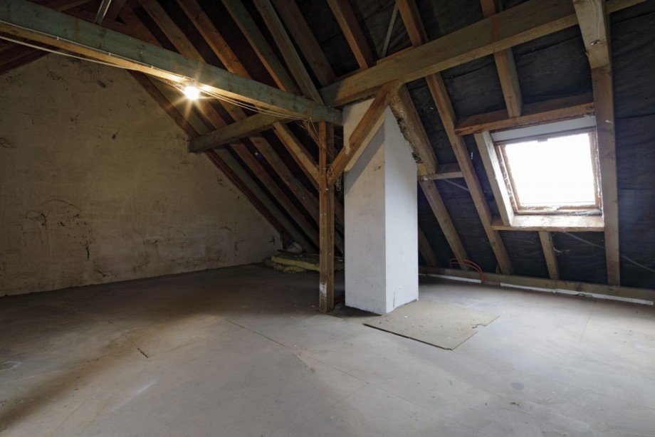 Dachspitz Doppelhaush�lfte Ihringen
