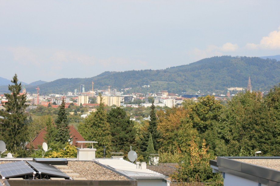 Ausblick Zweifamilienhaus Freiburg im Breisgau / Sankt Georgen