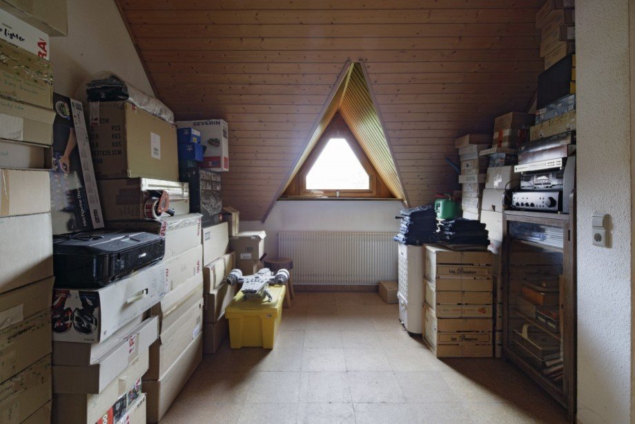 Zimmer �ber Garage Doppelhaush�lfte Ihringen