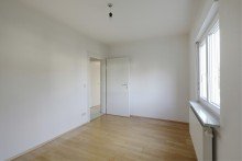 Zimmer 3 Gepflegte 3-Zimmer-Wohnung mit 2 Balkonen im Erbbaurecht
