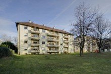 Au�enansicht Gepflegte 3-Zimmer-Wohnung mit 2 Balkonen im Erbbaurecht