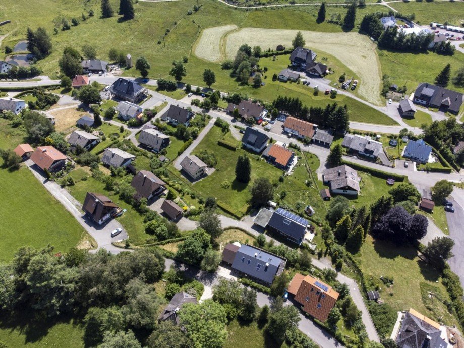 Blick von oben mit S�daussicht Einfamilienhaus Feldberg (Schwarzwald)