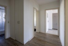 2.OG li. Flur Solides Mehrfamilienhaus in der Innenstadt!