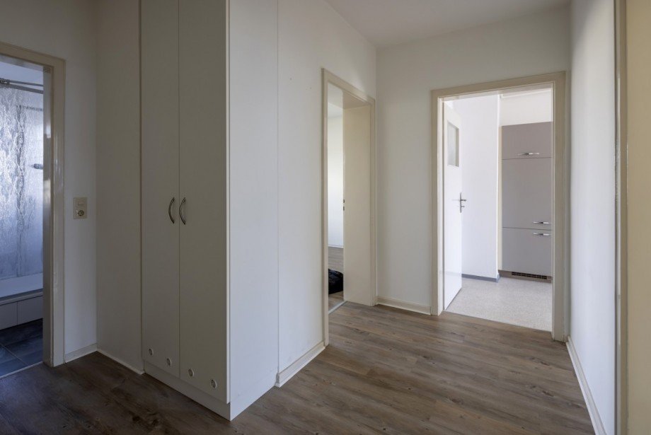 2.OG li. Flur Mehrfamilienhaus Freiburg im Breisgau