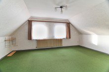 Schlafzimmer DG Einfamilienhaus im Ortskern von Ihringen!