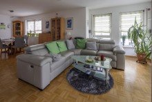 Wohnzimmer Sehr gepflegte 3-Zimmer-Wohnung in Breisach!