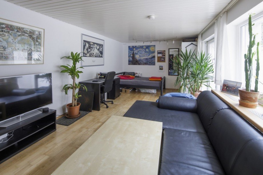 Wohn- und Schlafzimmer UG Doppelhaush�lfte Umkirch