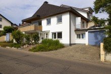 Au�enansicht Gro�z�gig leben in Tiengen!