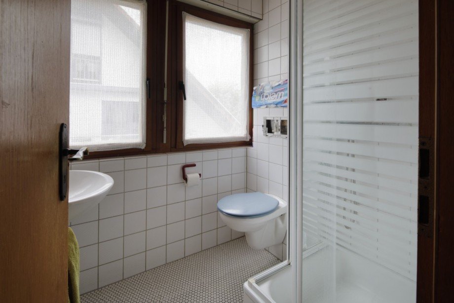 OG Badezimmer Doppelhaush�lfte Ihringen