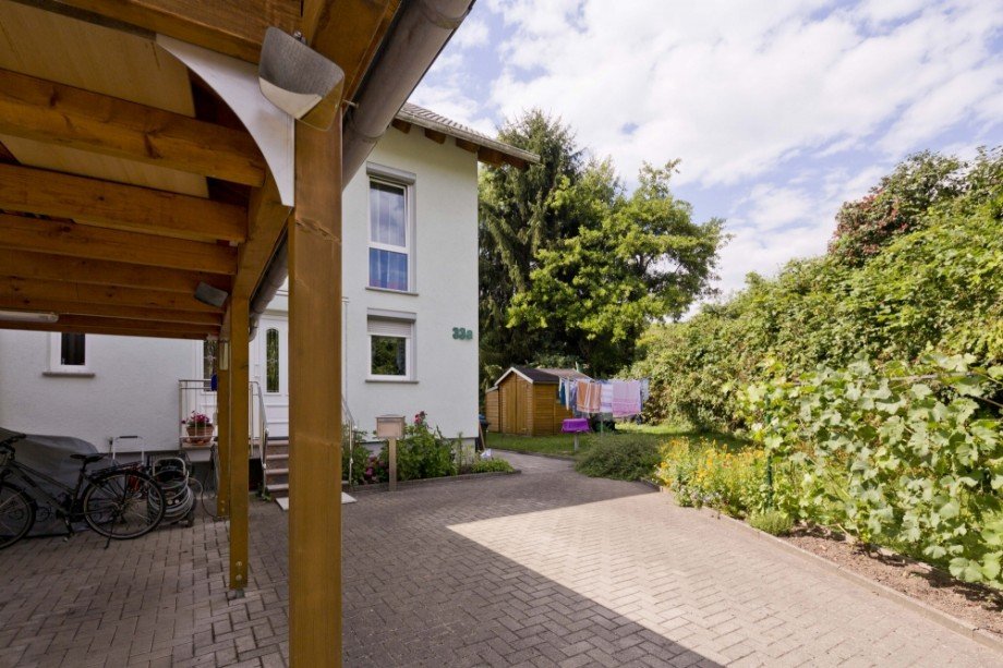 Carport Doppelhaush�lfte Teningen / K�ndringen