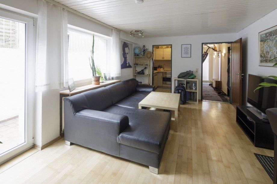 Wohn- und Schlafzimmer UG Doppelhaush�lfte Umkirch