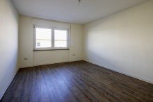2.OG li. Wohnzimmer Solides Mehrfamilienhaus in der Innenstadt!