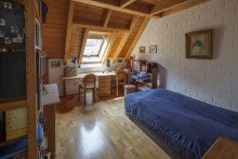 Zimmer OG In Kirchzarten zentral und im Gr�nen leben!