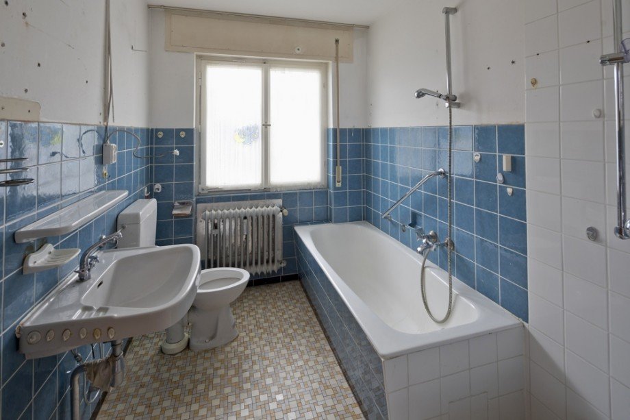 Bad EG Zweifamilienhaus Freiburg im Breisgau / Sankt Georgen