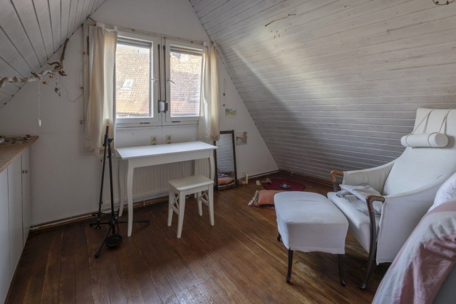 Wohnraum DG Zweifamilienhaus Ebringen