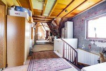 DG Bezugsfreies freistehendes Zweifamilienhaus