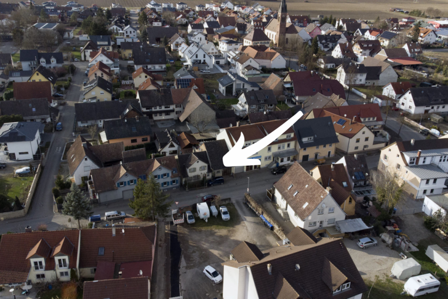 Blick von oben Zweifamilienhaus Breisach am Rhein