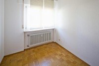 Bild (919565b098f9d0c1f4e57d71ec3c1cc5): Reihenmittelhaus mit Traumgarten in Kirchzarten!