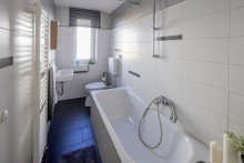 EG li. Bad Solides Mehrfamilienhaus in der Innenstadt!