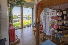 Schlafzimmer OG Wohnhaus mit Gewerbehalle im sonnigen Hartheim!