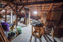 Dachstuhl - Zimmer Dreifamilienhaus in bester Lage in der Wiehre!