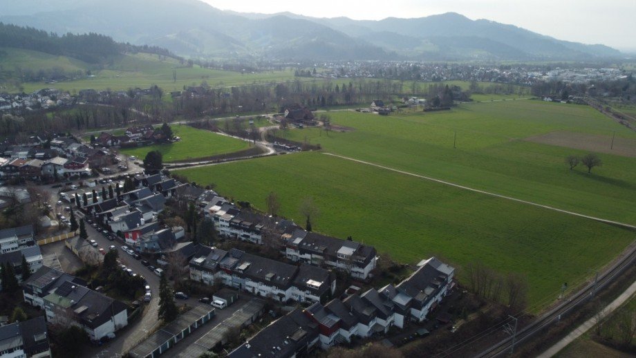 Drohnenaufnahme Reihenmittelhaus Kirchzarten
