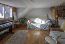 Schlafzimmer DG Charmant und zentral in Ebringen leben!