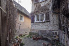 Hinterhof Charmant und zentral in Ebringen leben!