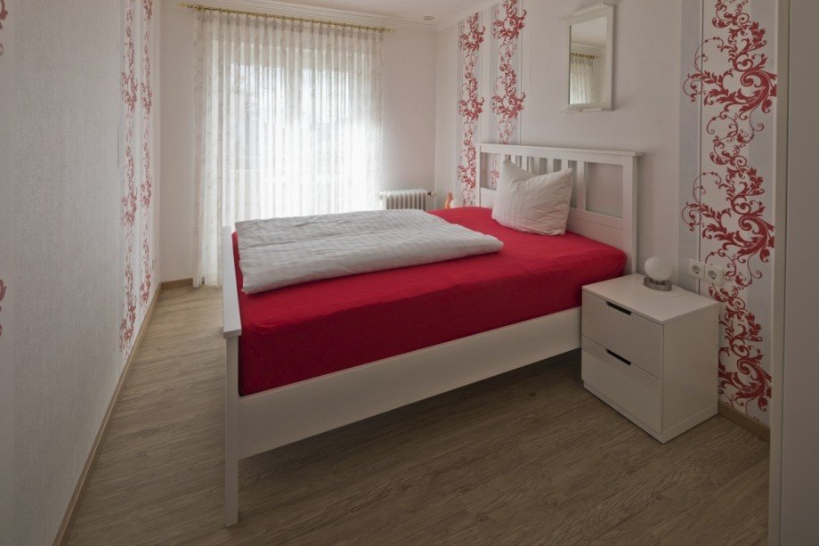 Schlafzimmer OG Reihenmittelhaus Ihringen