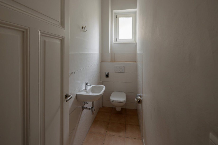 G�ste-WC Mehrfamilienhaus Freiburg im Breisgau