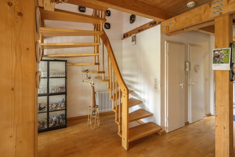 Treppe EG Reihenhaus Kirchzarten