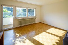 Wohnzimmer Reihenmittelhaus mit Traumgarten in Kirchzarten!