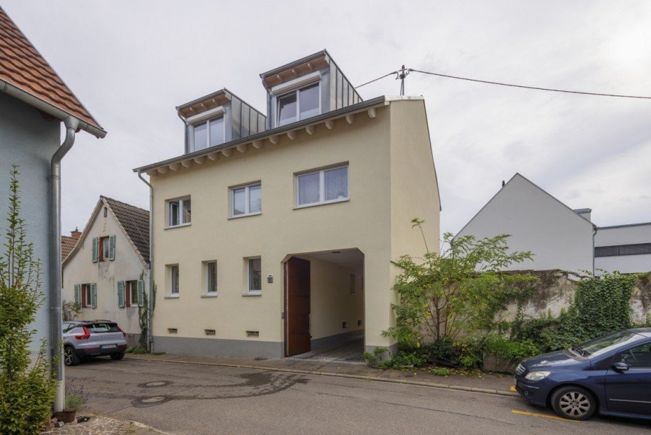 Au�enansicht Nordfl�gel Mehrfamilienhaus Ihringen